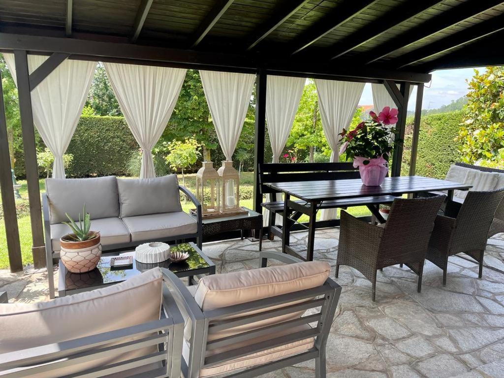 Suite Villa Aurelj Barolo Exteriör bild